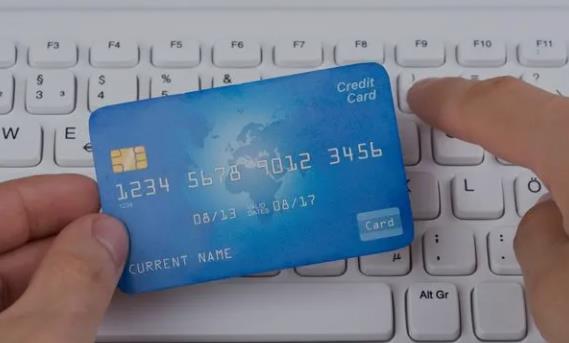 未成年人怎么在网上办银行卡？