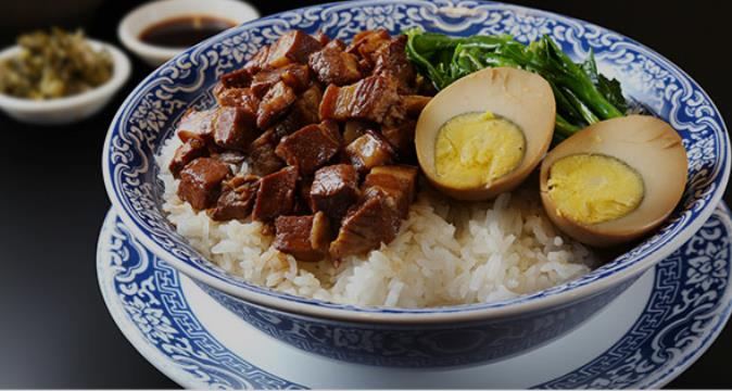 台湾夜市特色小吃推荐-台湾鲁肉饭