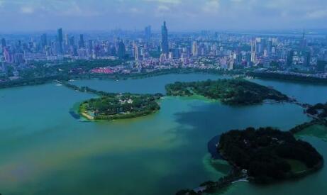 南京玄武湖怎么去 可以泛舟吗 南京玄武湖旅游攻略