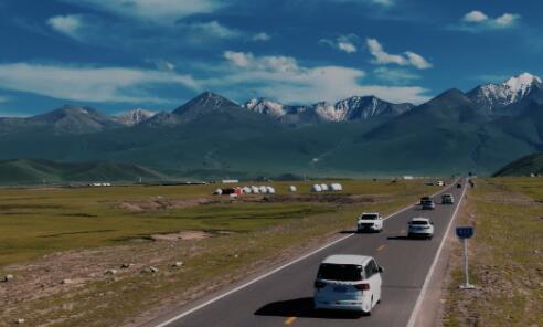 平台经济激发“新”活力，新疆暑期旅游订单涨150%