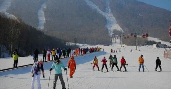 黑龙江 > 哈尔滨  »  亚布力滑雪旅游度假区